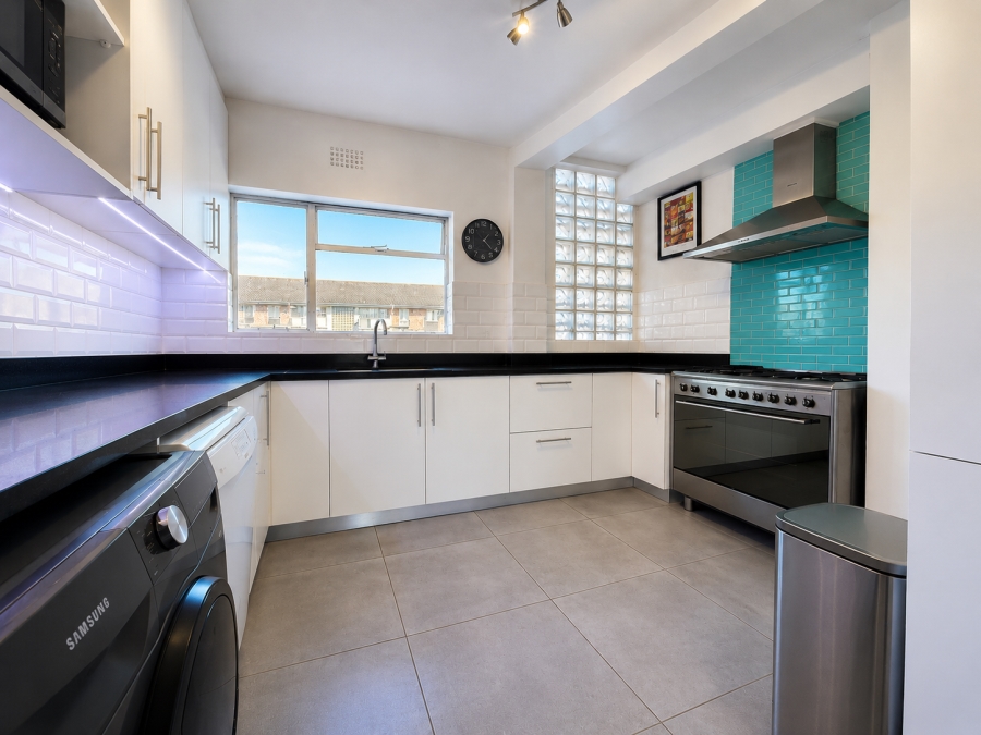 2 Bedroom Property for Sale in Claremont Western Cape